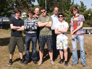 Schüler des beruflichen Gymnasium der Hochtaunuschule in Oberursel und Funkamateure des Amateurfunkclub Bad Homburg